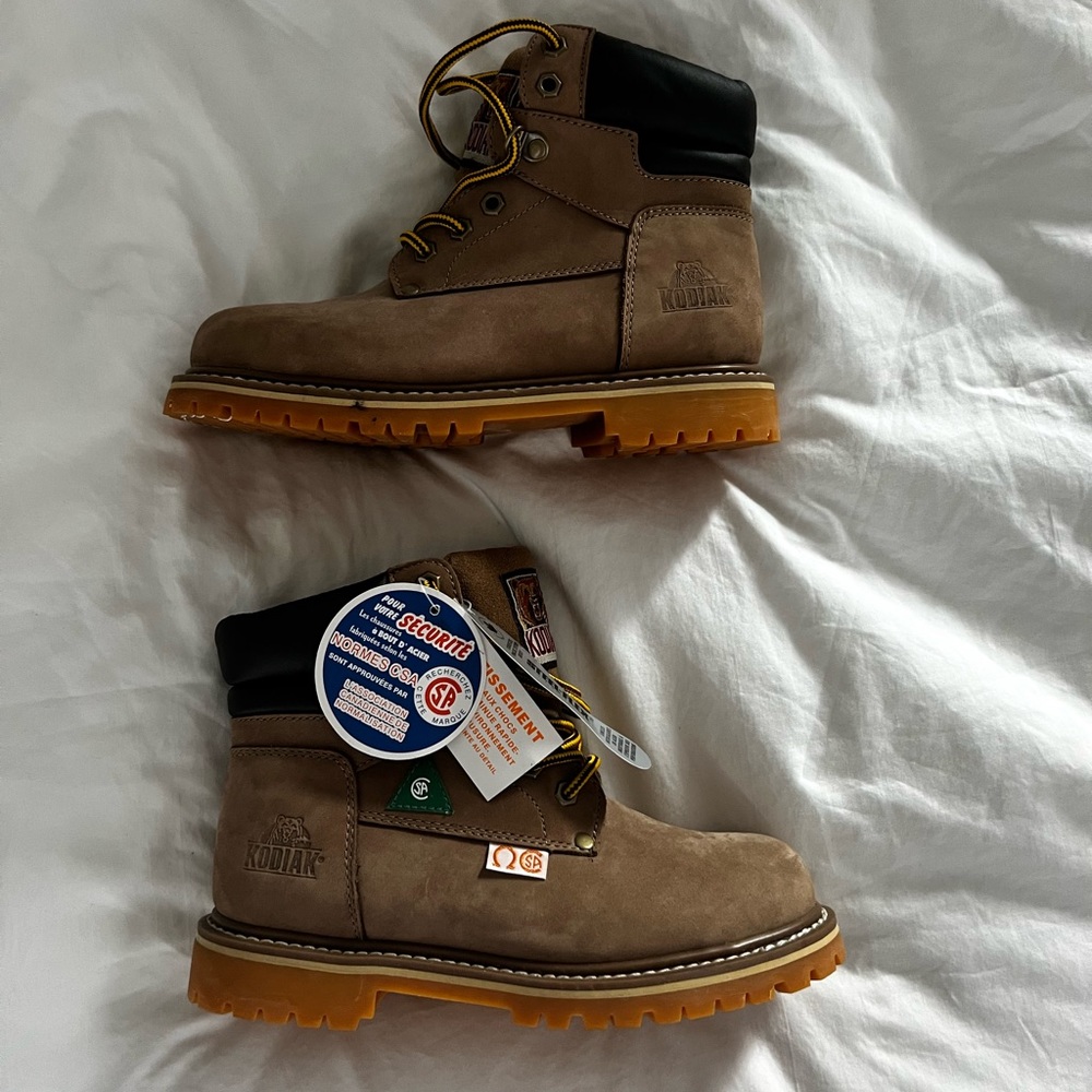 Kodiak Womens steel toe work boots